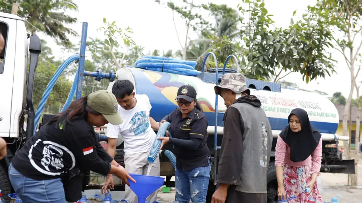 Air bersih untuk membantu warga kekeringan di 6 Desa&nbsp;di Magelang