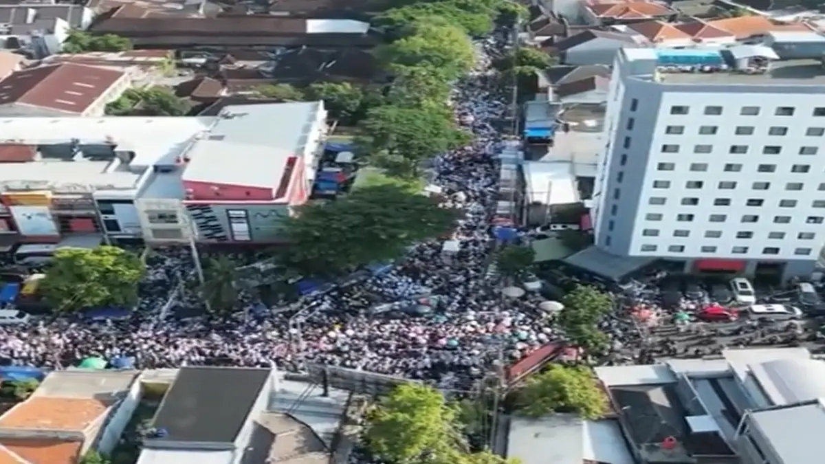 Lautan Manusia Bakal Kepung Pasar Kliwon! Ini Panduan Selamat dari Macet Total Haul Solo 2026
