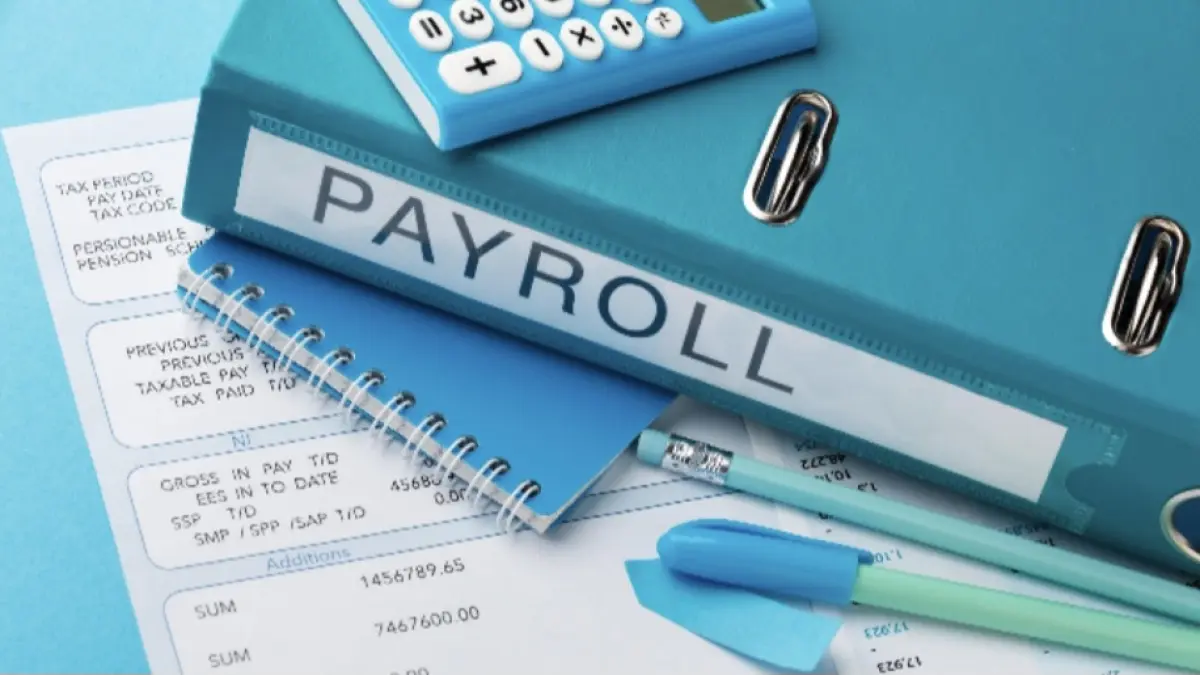 Digitalisasi payroll dapat menjadi solusi bagi perusahaan agar proses penggajian karyawan dapat berjalan lebih efisien dan minim risiko. (dok. FREEPIK/freepik)