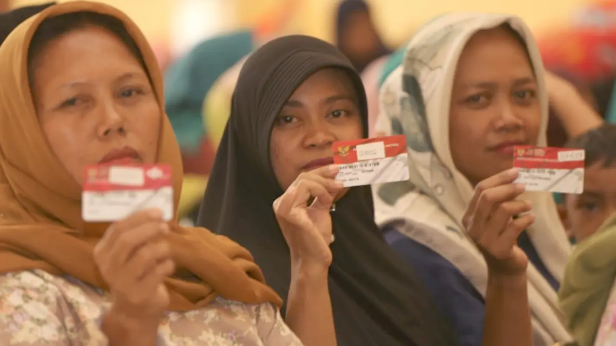 3 Bansos Lansia Cair Oktober 2026: Syarat Lengkap dan Cara Daftar Online Pakai HP