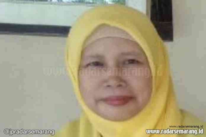 Oleh : Tri Setyaningrum