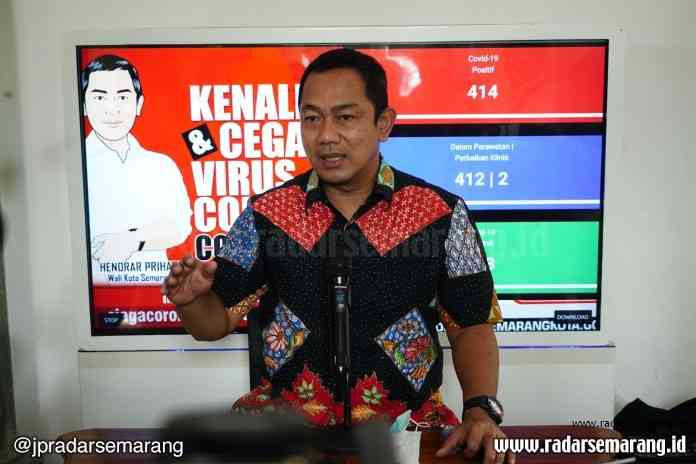 Wali Kota Semarang Hendrar Prihadi saat memberi keterangan pers terkait PKM jilid 4. (Humas Pemkot Semarang)