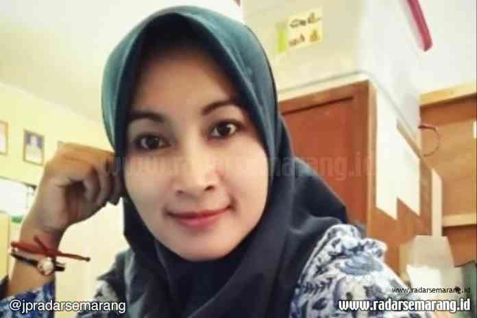 Oleh : Aniek Kurniawanti Murdianingsih S.Pd.SD
