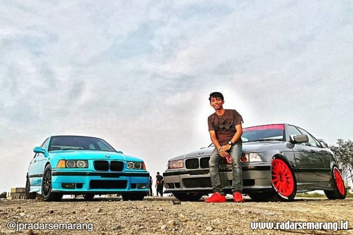 Abid Saputra Perdana mejeng bersama tunggangan kesayangannya yakni BMW E36. (Istimewa)