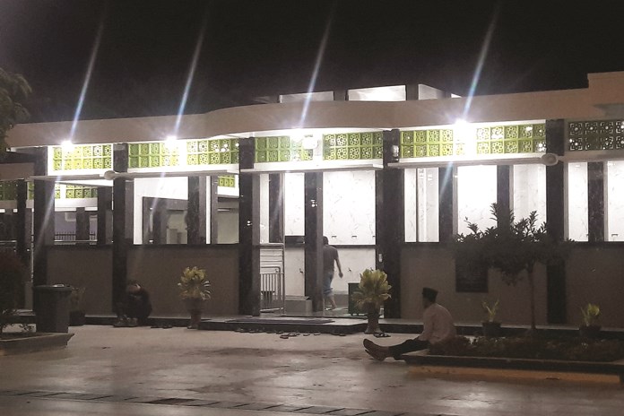 Diantara tempat wudu Masjid Agung Demak yang telah dioperasikan. (Wahib Pribadi/Jawa Pos Radar Semarang)