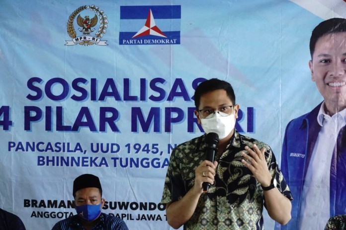 Anggota DPR RI dari Fraksi Partai Demokrat Bramantyo Suwondo M. MIR menggelar acara Sosialisasi 4 Pilar MPR RI di Java Cafe Wonosobo Kamis (24/9/2020). (Istimewa)