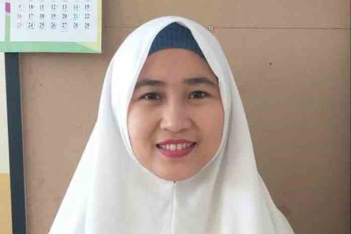 Oleh: Dian Yuliastuti Surahman