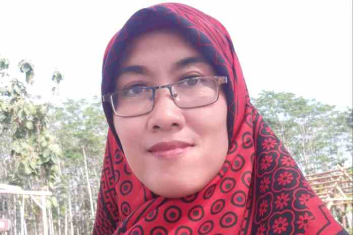 Nelly Handayani Eka Putri, S.Pd.