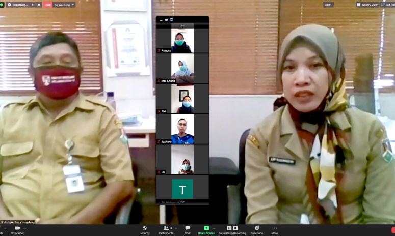 Jawa Pos Radar Semarang bekerjasama dengan Satgas Covid-19 menggelar FGD secara daring membicarakan soal kebangkita pelaku usaha di era pandemi kali ini. (AGUS AP/JAWA POS RADAR SEMARANG)