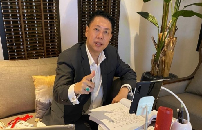 Pengacara Henry Indraguna telah lulus sertifikasi konsultan pajak dan siap membantu masyarakat menangani persoalan pajak. (Istimewa)