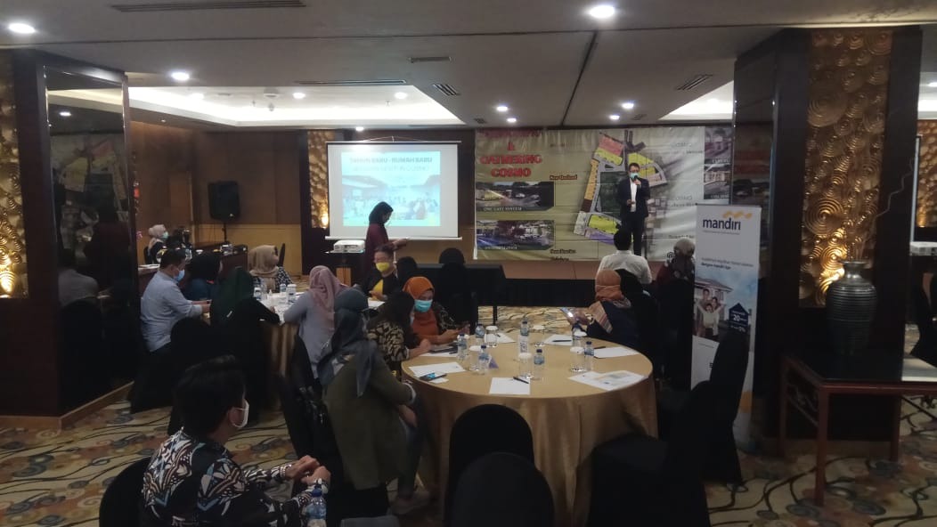 Direktur Trinity Properti, Rudi Nugroho Jiokusumo ketika memberikan sambutan dalam acara gathering cosmo di Hotel Ciputra Semarang, Minggu (21/2/2021). (Istimewa)