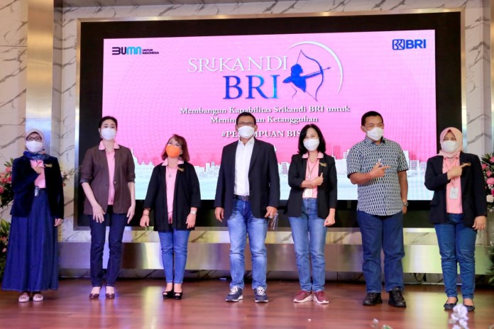 Srikandi BRI mengambil peran memberdayakan perempuan dalam bidang kewirausahaan sosial dan kepedulian terhadap lingkungan untuk menciptakan embrio baru bagi bisnis UMKM. (Istimewa)