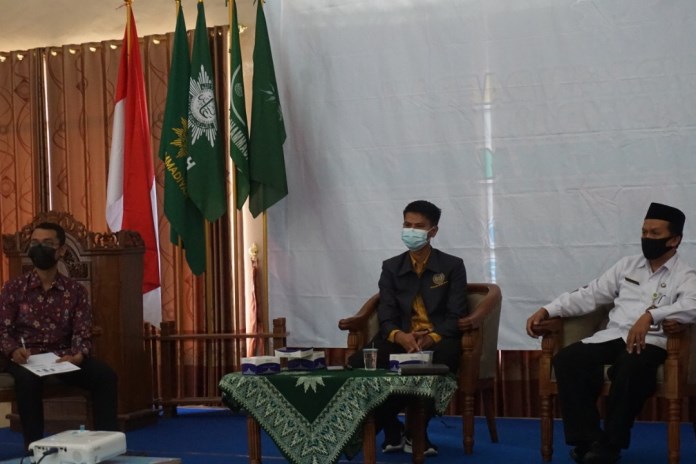 Seminar nasional manajemen madrasah ibtidaiyah yang diadakan Prodi PGMI FAI Unimma yang berlangsung belum lama ini. (Istimewa)