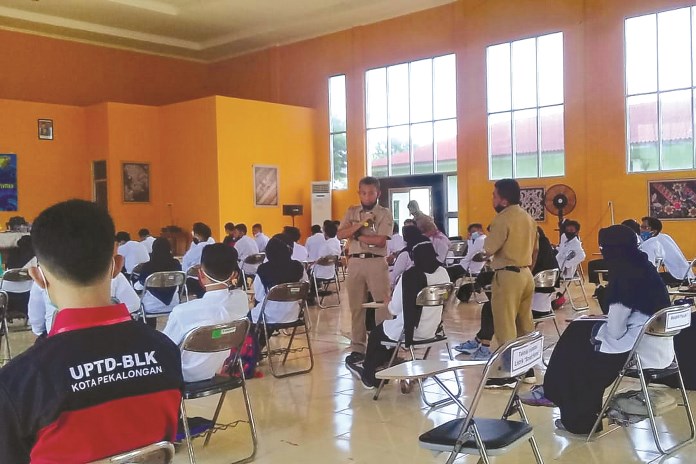 BLK Kota Pekalongan kembali membuka pelatihan kerja Angkatan I Berbasis Kompetensi untuk meningkatkan kemampuan angkatan kerja Senin (1/3/2021). (Lutfi Hanafi/Jawa Pos Radar Semarang)