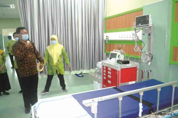 Salah satu ruangan di RSU Banyumanik 2. RS ini menyediakan sejumlah ruangan isolasi pasien Covid-19 secara gratis. (NURWAHIDI/JAWA POS RADAR SEMARANG)