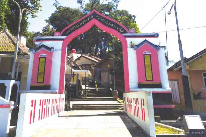 Makam Ki Ageng Makukuhan berada di Dusun Makukuhan, Desa Kedu, Kecamatan Kedu, Kabupaten Temanggung. (ANANTA ERLANGGA MUSA/JAWA POS RADAR SEMARANG)