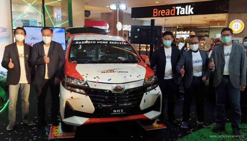 Jajaran pimpinan Nasmoco Group meluncurkan layanan terbaru aftersales NHS bertepatan dengan ulang tahun Nasmoco ke-60, di Atrium Mal Paragon Semarang (14/4/2021). (IDA/JAWA POS RADAR SEMARANG)
