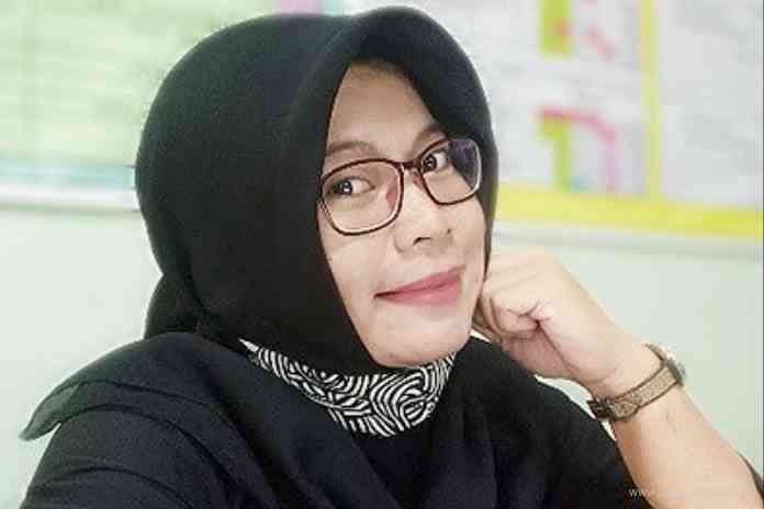 Nur Prapti Widyaningrum S.Pd.T