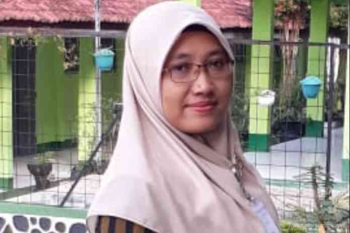 Cicik Yudhaningsih, S.Pd