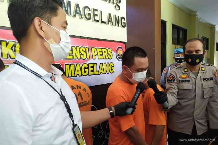 Polres Magelang gelar perkara pencurian dengan menanyakan alamat di Polres Magelang, Rabu (16/6/2021) lalu. (LUQMAN SULISTIYAWAN/JAWA POS RADAR SEMARANG)