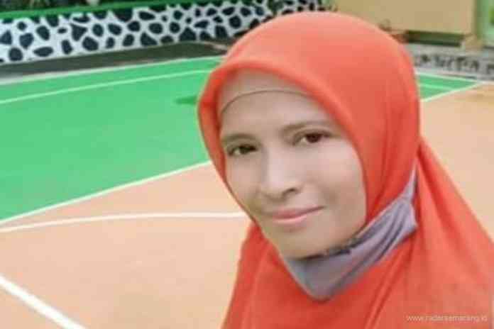 Dra. Muntafiyah, M.Pd