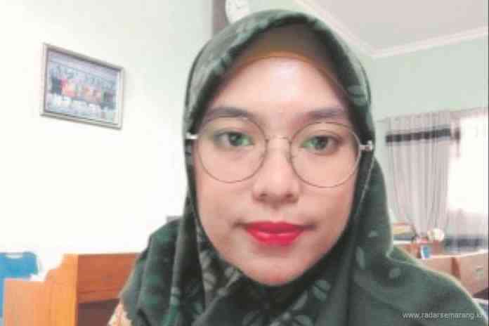 Dwi Setiyanira C, S.Pd., M.M
