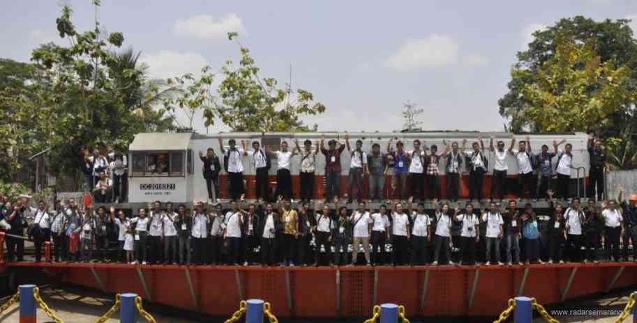 KRDE berkunjung ke beberapa tempat untuk menambah pengetahuan tentang perkeretaapian. (Istimewa)