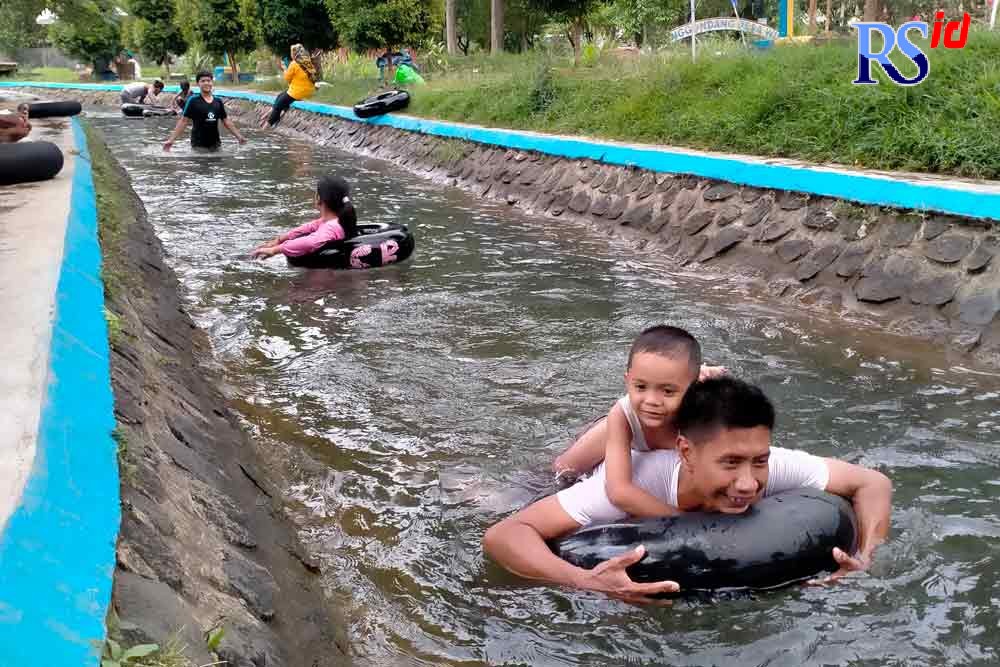 Suasana di Wisata Ciblon, Desa Karanggondang, Kecamatan Karanganyar, Kabupaten Pekalongan, Jumat (17/9/2021). (NANANG RENDI AHMAD/JAWA POS RADAR SEMARANG)