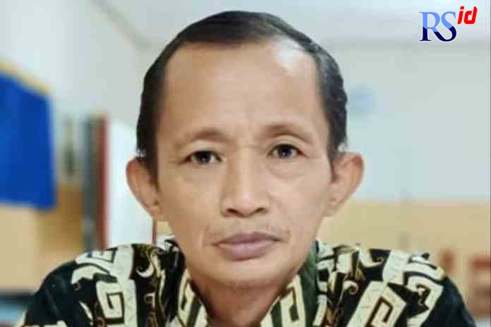 Paulus Budi Setiyaka, S.Pd.