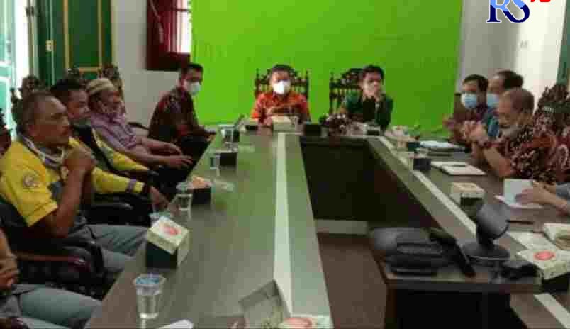 Perwakilan pedagang Pasar Pagi Kertek audiensi ke Pendopo Kabupaten (7/9/2021). (Istimewa)