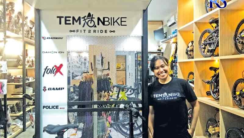 Puan Ning yang kecanduan bersepeda dari ajakan teman. (Istimewa)