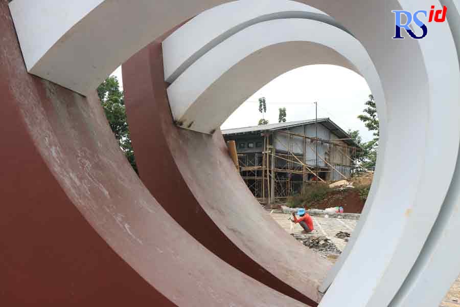 Agro edu wisata Plalangan, Kecamatan Gunungpati, masih dalam proses pembangunan. Tahap pertama ditarget rampung Desember 2021. (NUR CHAMIM/ JAWA POS RADAR SEMARANG)