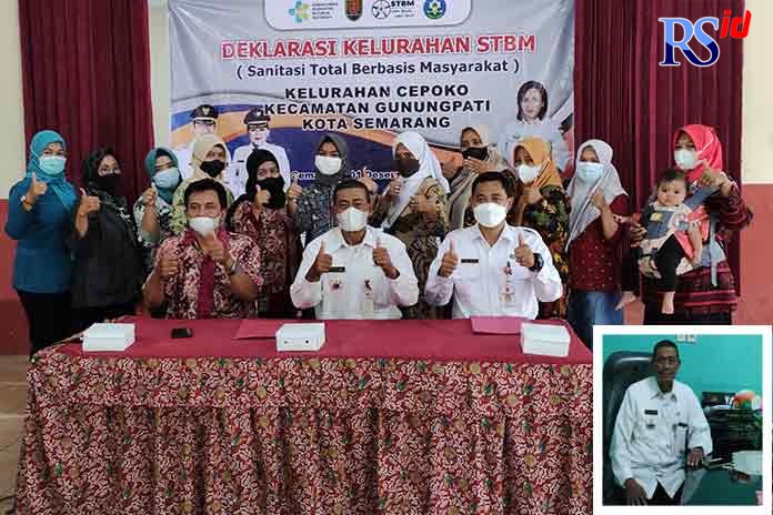 Jajaran pemerintah dan warga Kelurahan Cepoko mendeklarasikan program Sanitasi Total Berbasis Masyarakat. Sutrimo. (HANES WALDA MUFTI UTOMO/JAWA POS RADAR SEMARANG)