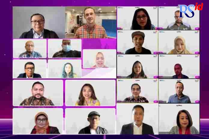 CX SUMMIT 2021 : Telkom kembali menyelenggarakan Customer Experience (CX) Summit 2021 untuk keempat kalinya dengan mengusung tema “Revive and Thrive Your Business by Transforming Customer Experience” secara online. Acara ini diisi keynote speaker dari Men