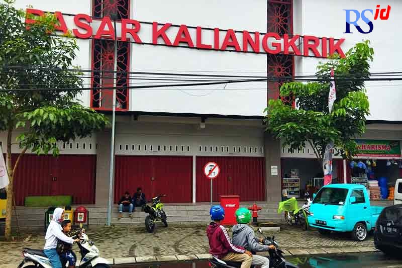 Sudah lima hari para pedagang menempati Pasar Kaliangkrik yang baru, pendapatan mulai meningkat. (LUQMAN SULISTIYAWAN/JAWA POS RADAR SEMARANG)