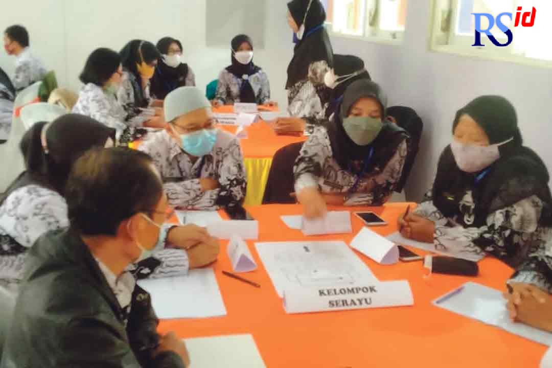 Workshop Lingkar Belajar Guru PGRI Cabang Kledung yang diadakan di aula SMPN 2 Kledung, Kabupaten Temanggung. (Istimewa)