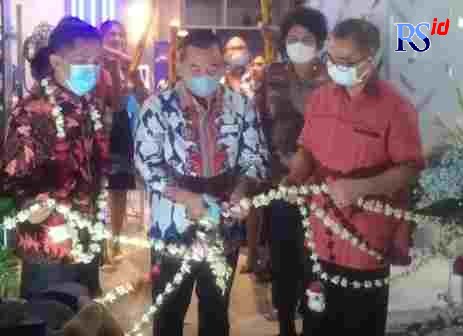 Kepala Cabang PT Bestprofit Future Semarang saat peresmian. (Istimewa)