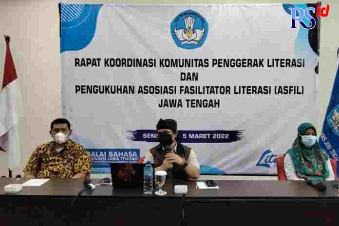 Balai Bahasa Provinsi Jawa Tengah, Badan Pengembangan dan Pembinaan Bahasa, Kementerian Pendidikan, Kebudayaan, Riset, dan Teknologi, menggelar Rapat Koordinasi Komunitas Penggerak Literasi dan Pengukuhan Asosiasi Fasilitator Literasi (Asfil) Jawa Tengah