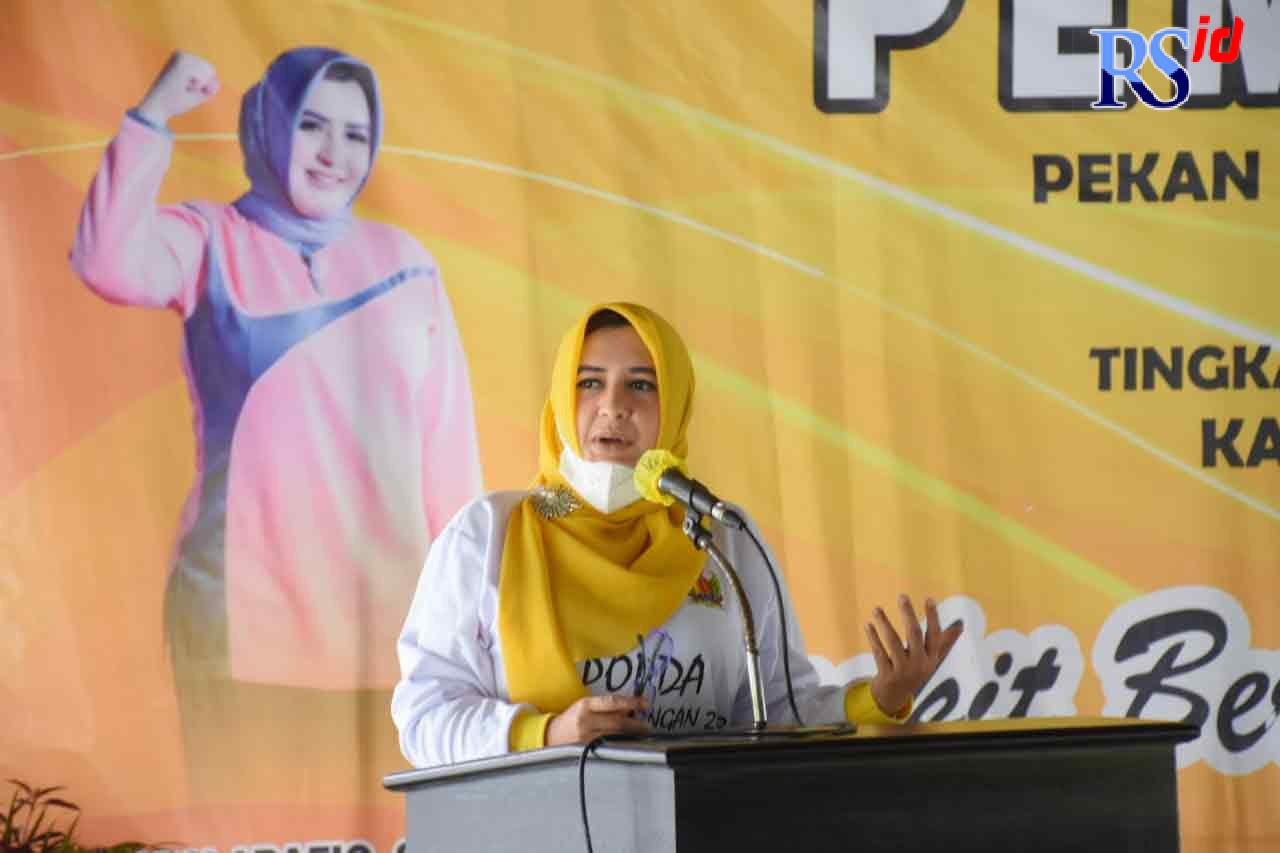 Bupati Pekalongan Fadia Arafiq saat membuka Popda kemarin. (Istimewa)