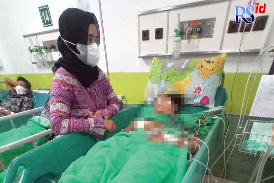 Nala Isne mulai membaik dan menjalani perawatan di RSUP Dr. Kariadi. (KHAFIFAH ARINI PUTRI/JAWA POS RADAR SEMARANG)