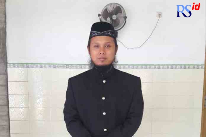 Rona Ratna Pribadi M.Pd