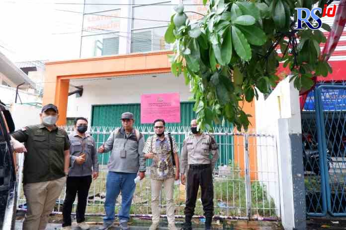 DISITA: Tim penyidik dan tim pengelolaan barang bukti didampingi petugas Kejari Kota Semarang menyita 19 aset milik tersangka Suyono di Kota Semarang. (DOKUMEN Jampidsus Kejagung)