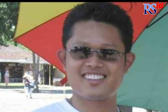 Arief Hidayatulloh, S.Pd