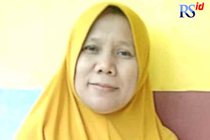 Dasniti, S.Pd. SD