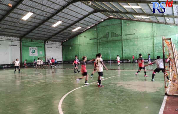 22 tim futsal turun di ajang Turnamen Nusantara Futsal yang digelar di lapangan Arena Futsal, Kemiri. (Dhinar Sasongko/Jawa Pos Radar Semarang)