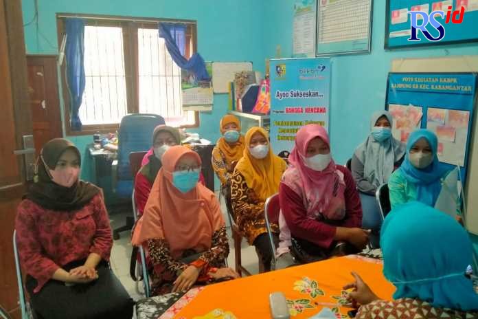 Kegiatan orientasi bagi penyuluh KB Kecamatan Karanganyar. (Wahib Pribadi/Jawa Pos Radar Semarang)