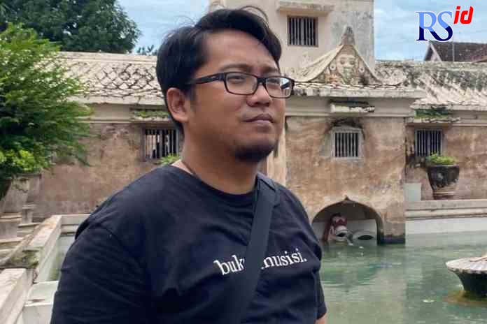 Pratama Imanda Febtiawan S.Pd M.M