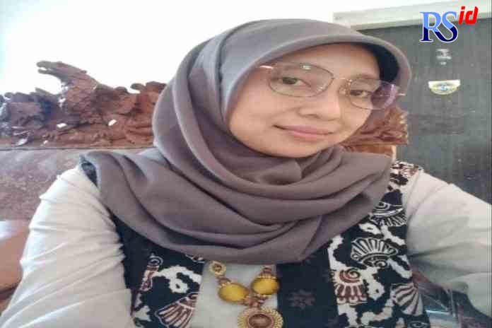 Hanifah S.Hum