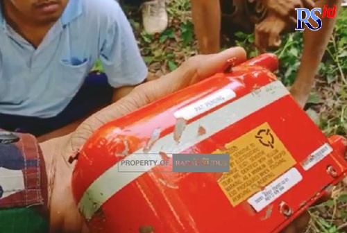 Black box milik pesawat tempur empur jenis T50i Golden Eagledi yang jatuh di Desa Nginggil, Kecamatan Kradenan, Blora ditemukan pada Selasa sekira pukul 10.20. (AHMAD ZA