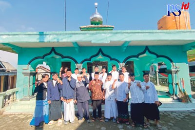 Para santri Ponpes Ihsanul Fikri Mungkid diterjunkan ke desa-desa bersamaan dengan momen Idul Adha kemarin. (Istimewa)